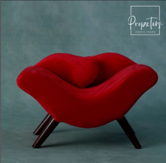 Lip Sofa